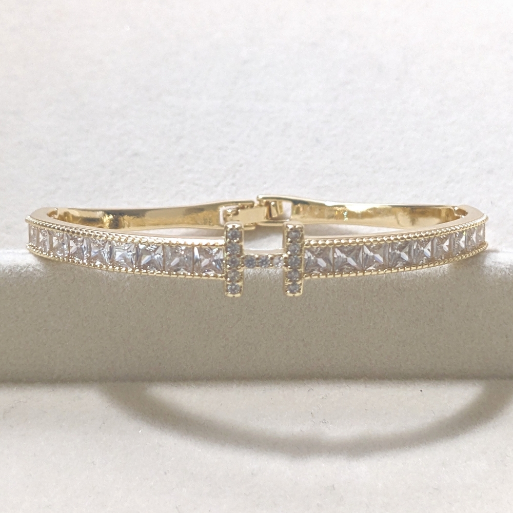 Gold Pave Bracelet with Intricate Design - Picture 2 of 4